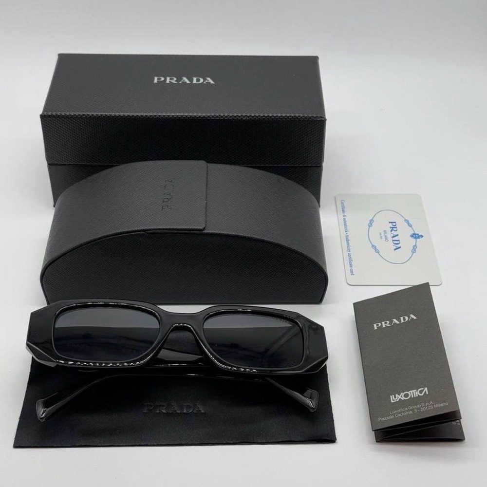 Prada Black Rectangular Sunglasses with Dark Lens… - image 1